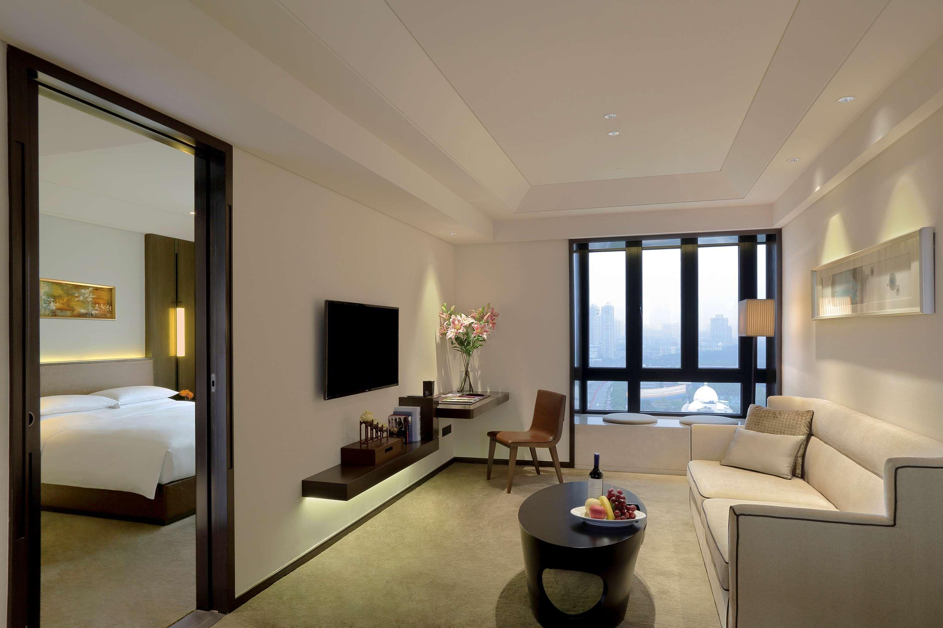 Hyatt Place Shenzhen Dongmen Exterior photo